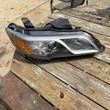 2013-2015 Acura RDX OEM Headlight Headlamp Assembly HID Xenon / Halogen picture