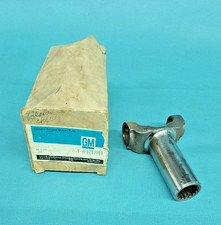 NOS 61 62 63 CHEVY U-JOINT FRONT PROPELLER SHAFT YOKE GM 3707059 TRUCK IMPALA picture