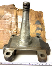 NOS 61?2?3?4?65,66 FORD F100 TRUCK SPINDLE,RH/LH,DRIVER/PASSENGER SIDE,DRUM,NEW picture