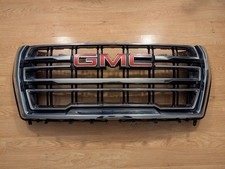 2021 -2023 GMC Yukon OEM Front Grille - 5th Gen 84835787 picture
