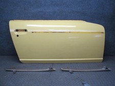 77-78 DATSUN S30 280Z 2+2 RIGHT DOOR SHELL PANEL W GUIDES YELLOW  OEM picture