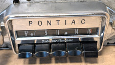 Cosmeticly Excellent 1962 Pontiac Radio 983687 Delco, Clean, Untested picture