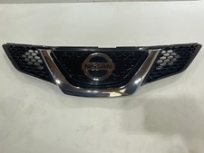 Fits 17 - 19 NISSAN ROGUE SPORT Front Bumper Upper Grille w/o Surround View OEM picture