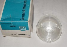 NOS 1969 CHEVROLET CAMARO SS Z/28 NON RS PARKING & TURN SIGNAL LAMP LENS 5961467 picture