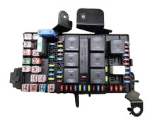 2003-2004 Ford F250 Super Duty 6.0L Engine Fuse Box Assembly OEM With Warranty picture