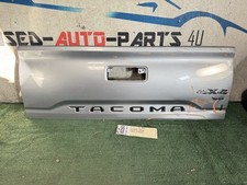 w/dents 2016 18 2019 2023 TOYOTA TACOMA REAR DOOR LIFTGATE TAILGATE OEM AY82293 picture