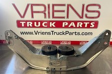 PETERBILT SUPPORT-ENGINE FRONT CAST ALUM 05-15046M002 picture