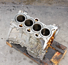 OEM engine cylinder block for 2013-2017 Hyundai Elantra GT 2.0l G4NC picture