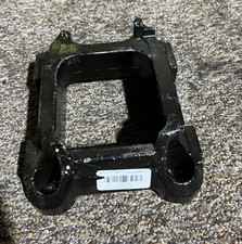 (QTY 1) C16-6009R Clamp Axle Air Trac RH Black FOR PETERBILT picture