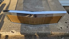 E&G Gold Front Grille 1998-2004 Cadillac Seville SLS, El Dorado picture