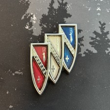 VINTAGE 1961-1964 BUICK ELECTRA LE SABRE GRILLE EMBLEM BADGE TRI-SHIELD USED picture