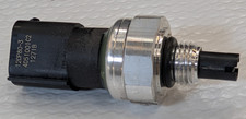 4051001C2 International A/C Pressure Transducer Switch Air Conditioner 4051001C1 picture