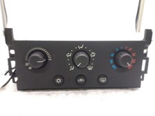 2004-2008 Pontiac Grand Prix A/C Heater Temperature Climate Control Assembly OEM picture