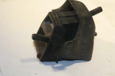 Left Engine Mount for OPEL 1900 & Manta   8967849  104-0674  1971-1973  NOS picture