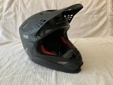 Alpinestars Supertech S-M10 Black Matte Carbon Med Open Box  picture