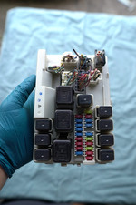 2003-2006 INFINITI G35 NISSAN 350Z IPDM Fuse Box Power Module OEM picture