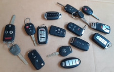 Lot of Qty 14 Remote GENUINE Keyless Entry Key Fobs picture