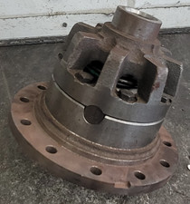 USED - Dana 70 Eaton Detroit Locker - 35 Spline - 225SL58C - 4.56 and Up picture