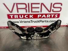 PETERBILT SUPPORT-ENGINE FRONT CAST ALUM 05-15046M002  picture