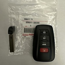 New OEM 2018-2023 TOYOTA CAMRY HYBRID SMART KEY KEYLESS REMOTE FOB HYQ14FLA picture
