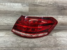 USED - 2016 Mercedes E-Class R Taillight - OEM picture