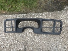 2004 Silverado Dash Panel picture