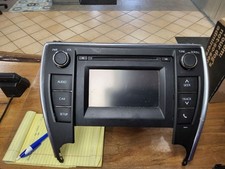 2016 2017 Toyota Camry CD Player Radio w/ Dash Display Screen 100614 picture