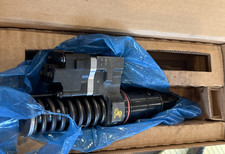 Detroit Diesel Bosch 60 Fuel Injector R5237014 (GENUINE OEM) *FACTORY REMAN* picture
