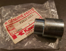 1979-1984 Kawasaki KZ400 KZ440 KZ550 NOS Front Axle Collar 92027-1085 picture