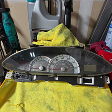 2005-2010 Toyota Yaris Speedometer Instrument Cluster picture