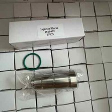 Set of 6 1629459 1629458 2121398 Paccar MX13 Injector Sleeve with O-Ring picture