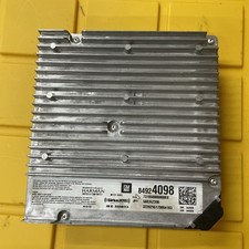 2019-2023 GM  INFOTAINMENT RADIO RECEIVER MODULE 84924098 picture