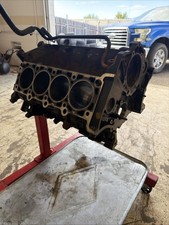1999-04 Ford Mustang GT 4.6 2V Windsor Iron Block- Standard Bore READ DESCR. picture