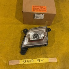NEW 2019-2023 Chevrolet Silverado 1500 Right Passenger Sid LED Foglight 87816044 picture