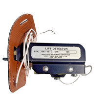 Safe Flight Aircraft Lift Detector 186-18 Overhauled with 8130 picture