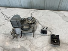 89 Carver Montego Boat Lewmar anchor windless picture