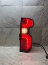 2019 2021 CHEVROLET SILVERADO 1500 2500 OUTER TAILLIGHT OEM RIGHT PASSENGER LED picture