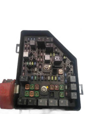 2010-2011 Buick Enclave Engine Fuse Box w/o tow package OEM picture