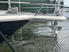 Good Automatic Windlass AFD 1/2” 12V — Working — 1993 Sea Ray — Complete picture