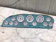 94 Silverton 310 Express Boat dash panel board gauges speedometer tachometers picture
