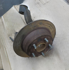 2002-2004 Honda CRV Rear Right Passenger Spindle Knuckle Stub Axle w/o ABS OEM picture