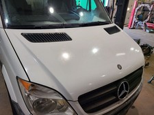 Hood Fits 10-13 MERCEDES SPRINTER 2500 673572 picture