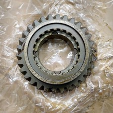 Dana Spicer TTC Tremec OEM (62-8-42 Or  495202C1) Mainshaft 4th gear picture