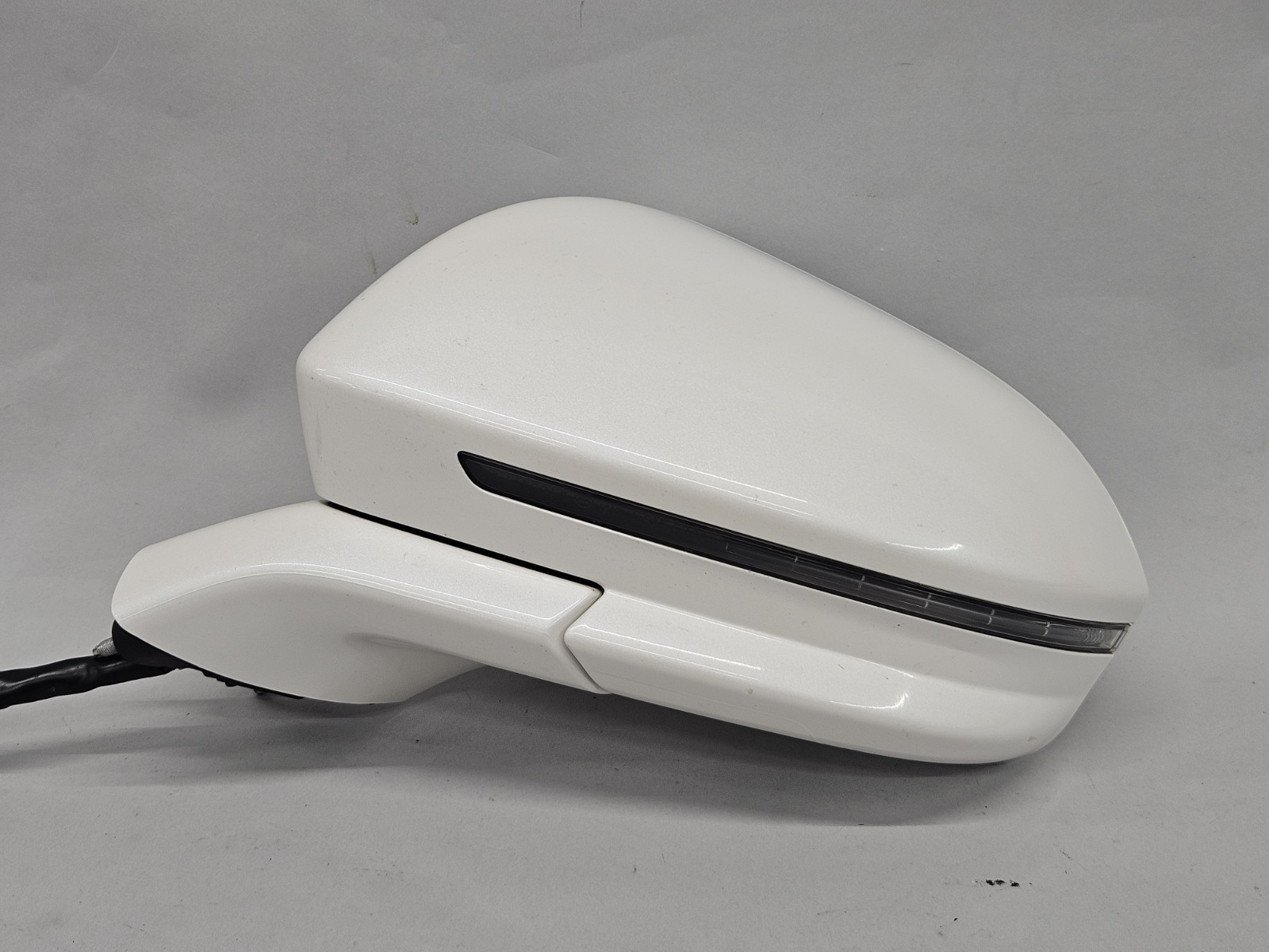 15-19 Lincoln MKC Left Driver Power Folding Blind Spot Side View Mirror White