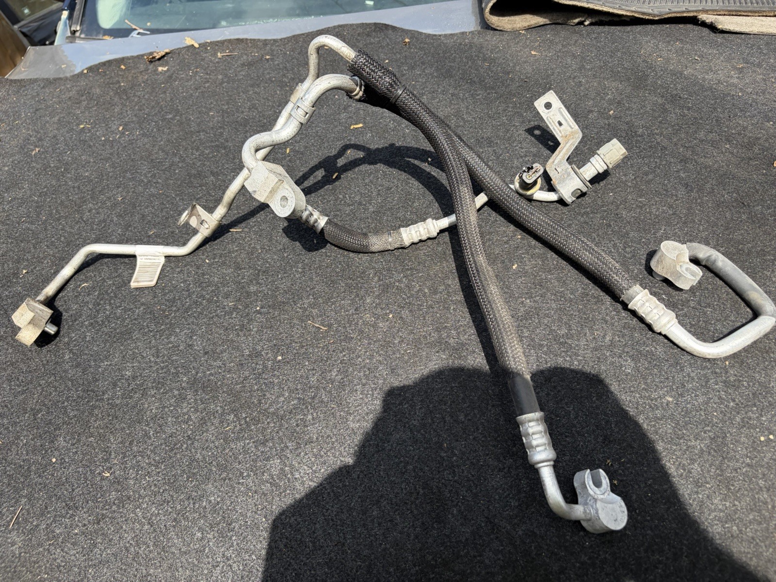 2014-2018 JEEP CHEROKEE A/C AIR CONDITIONING LINE GENUINE USED MOPAR 68194990AH