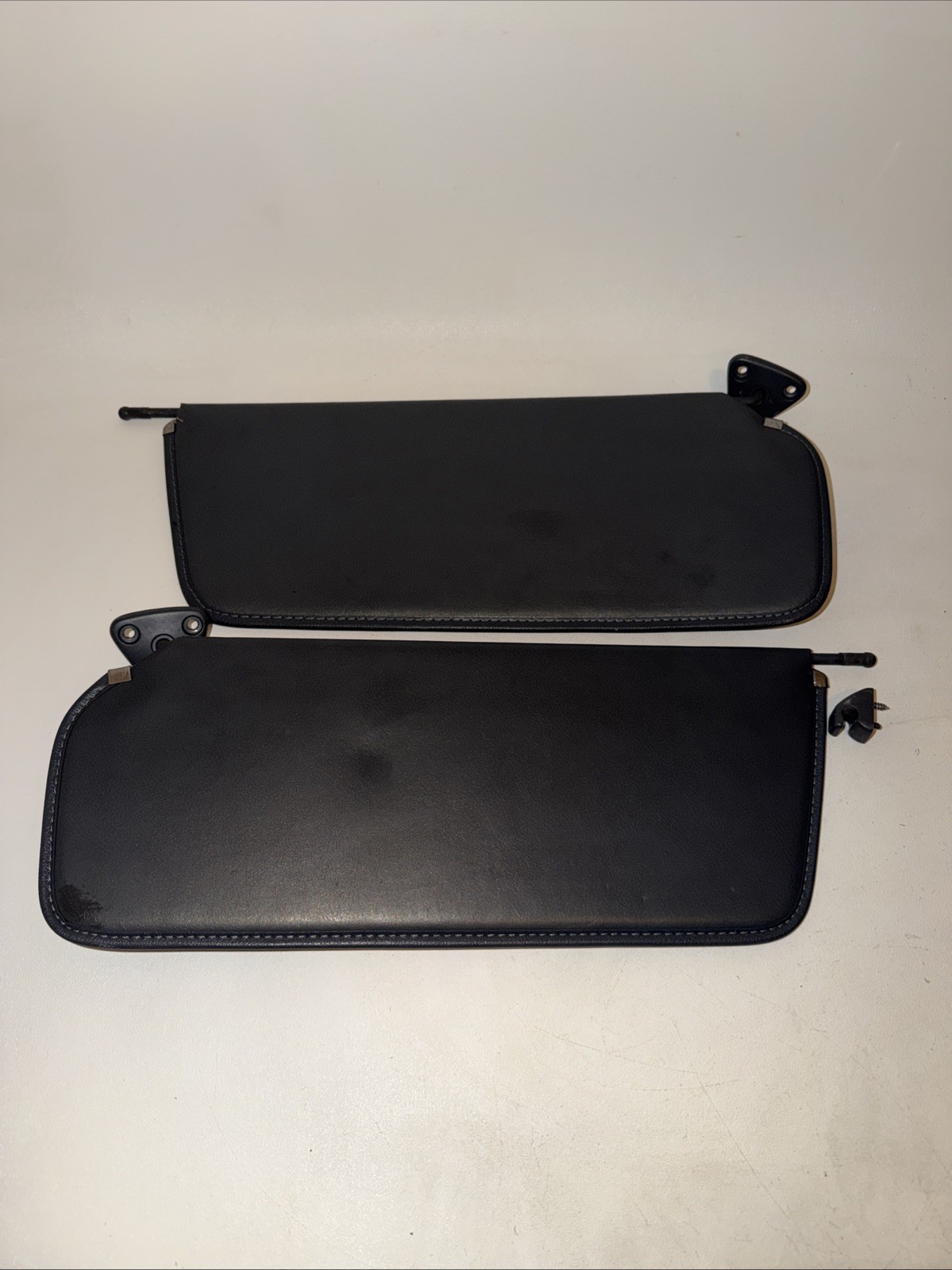 1987-1996 Dodge Dakota Driver Passenger Sun Visors Pair Dark Gray OEM 1987-1996 Dodge Dakota Driver Passenger Sun Visors Pair Dark Gray OEM