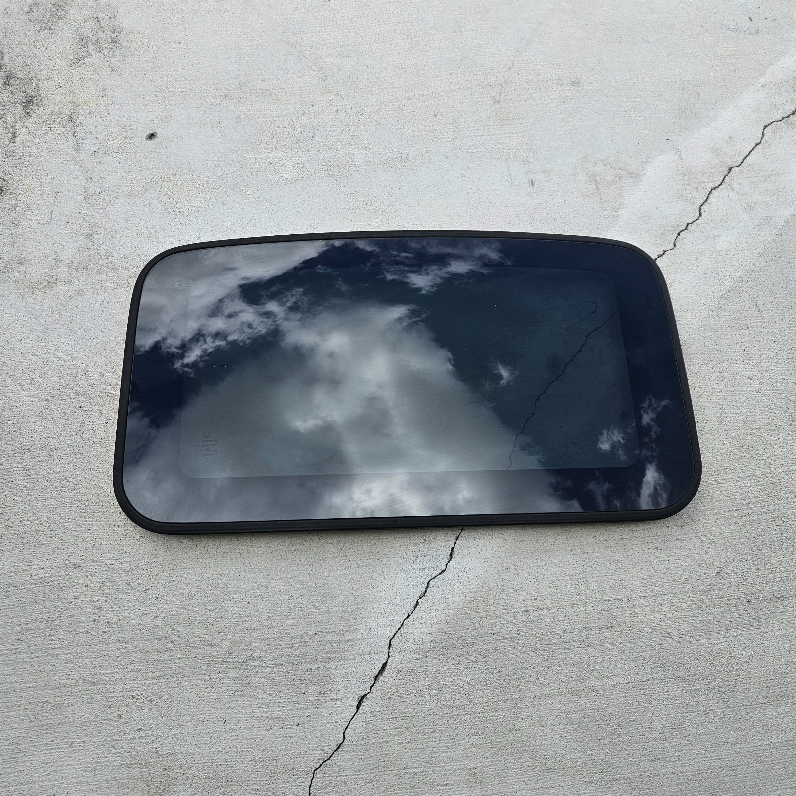 2016-2022 Honda HRV HR-V Sunroof Glass Factory Roof Moonroof OEM 2016-2022 Honda HRV HR-V Sunroof Glass Factory Roof Moonroof OEM