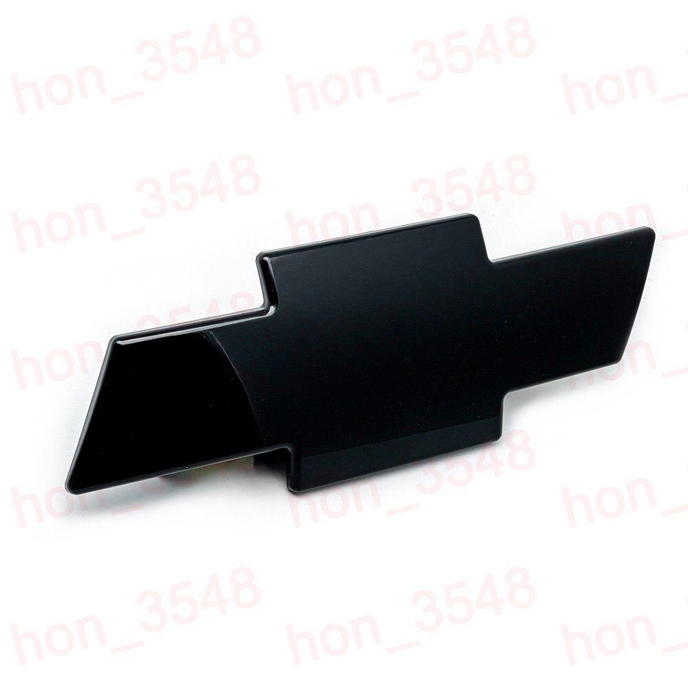NEW 1999-02 Chevrolet Silverado 2000-06 Tahoe Suburban Front Grill Bowtie Emblem NEW 1999-02 Chevrolet Silverado 2000-06 Tahoe Suburban Front Grill Bowtie Emblem