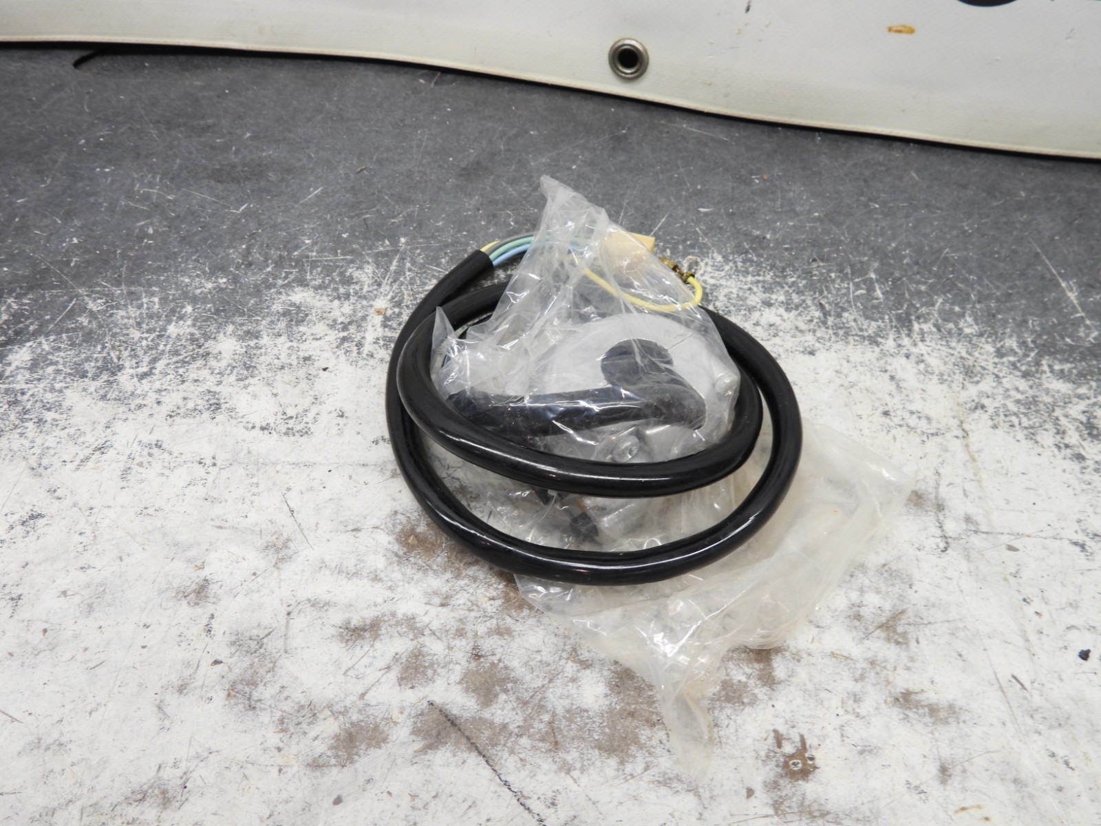 1971-73 Suzuki TS 250 185 125 Handlebar Light Switch #3   2907