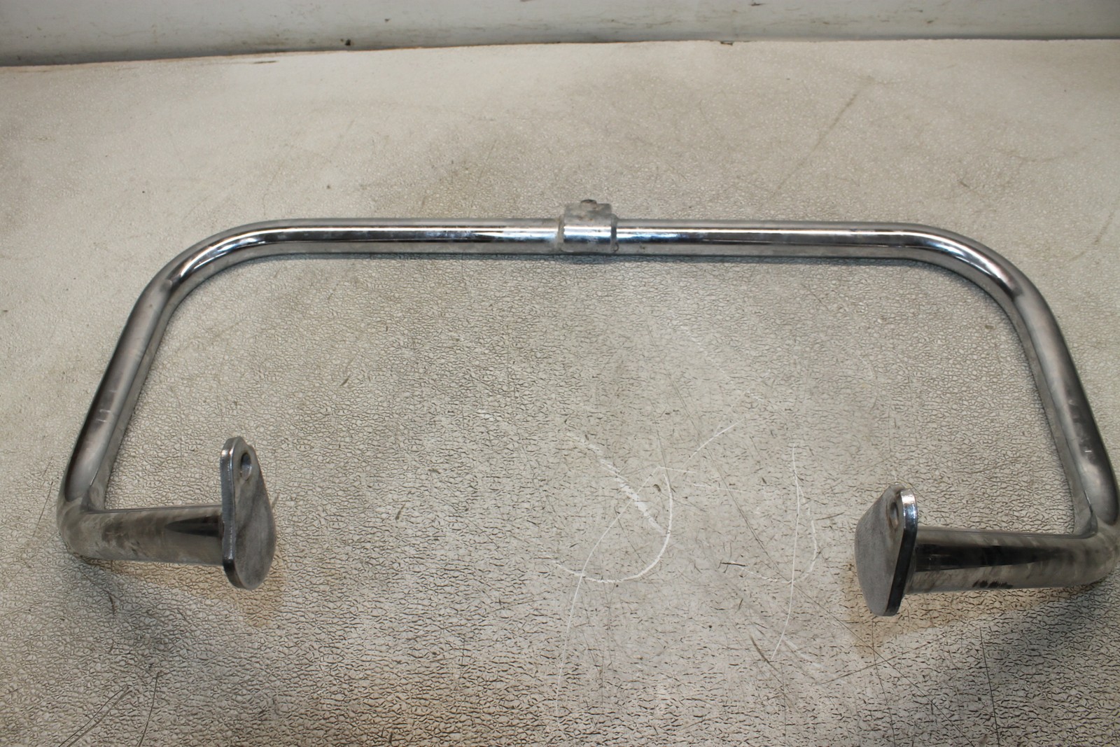 06 HARLEY-DAVIDSON ELECTRA GLIDE CLASSIC EFI FLHTCI ENGINE GUARD BAR 49184-97 06 HARLEY-DAVIDSON ELECTRA GLIDE CLASSIC EFI FLHTCI ENGINE GUARD BAR 49184-97